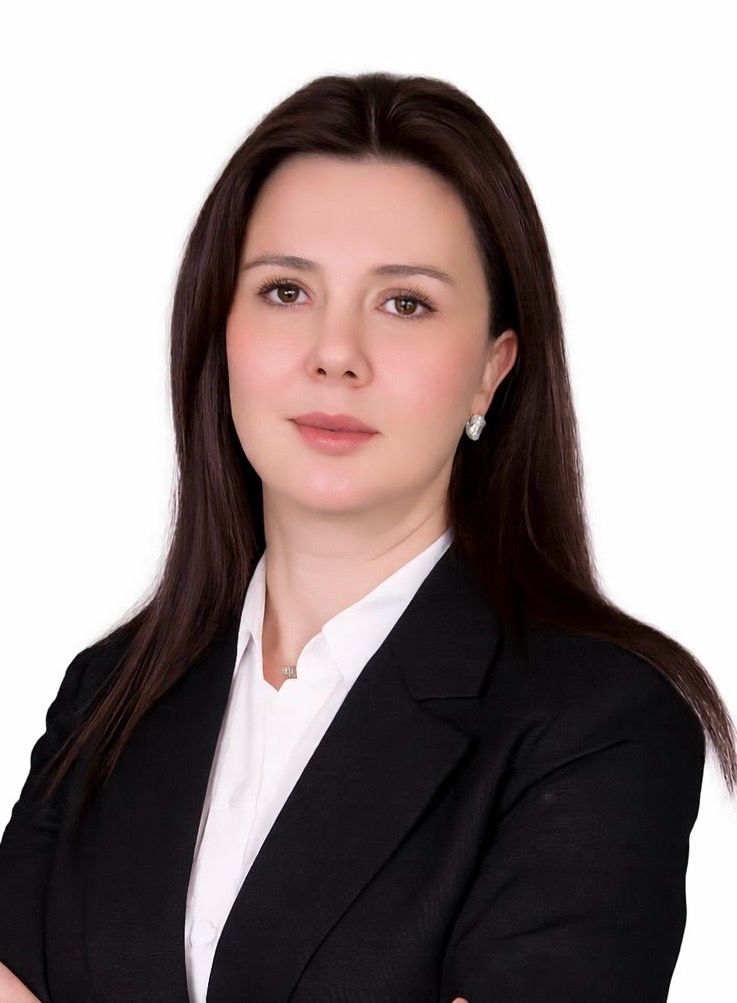 Dr. Rigi, Dentist at Silk Clinics Dubai